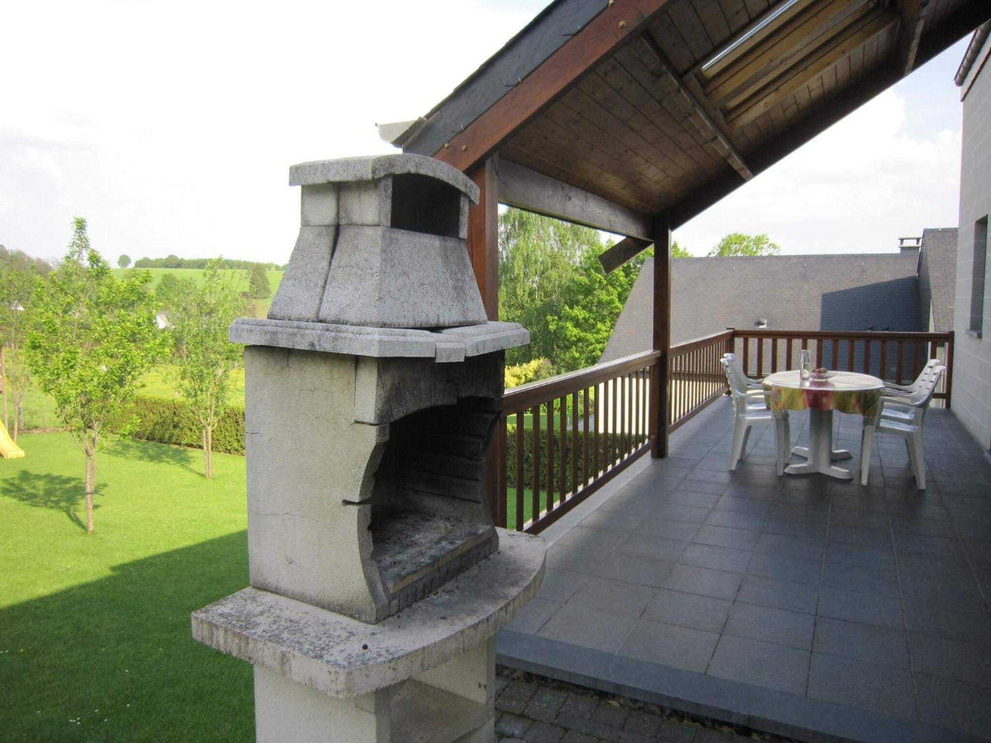 Contemporary Holiday Home In Houffalize With Private Garden Bagian luar foto