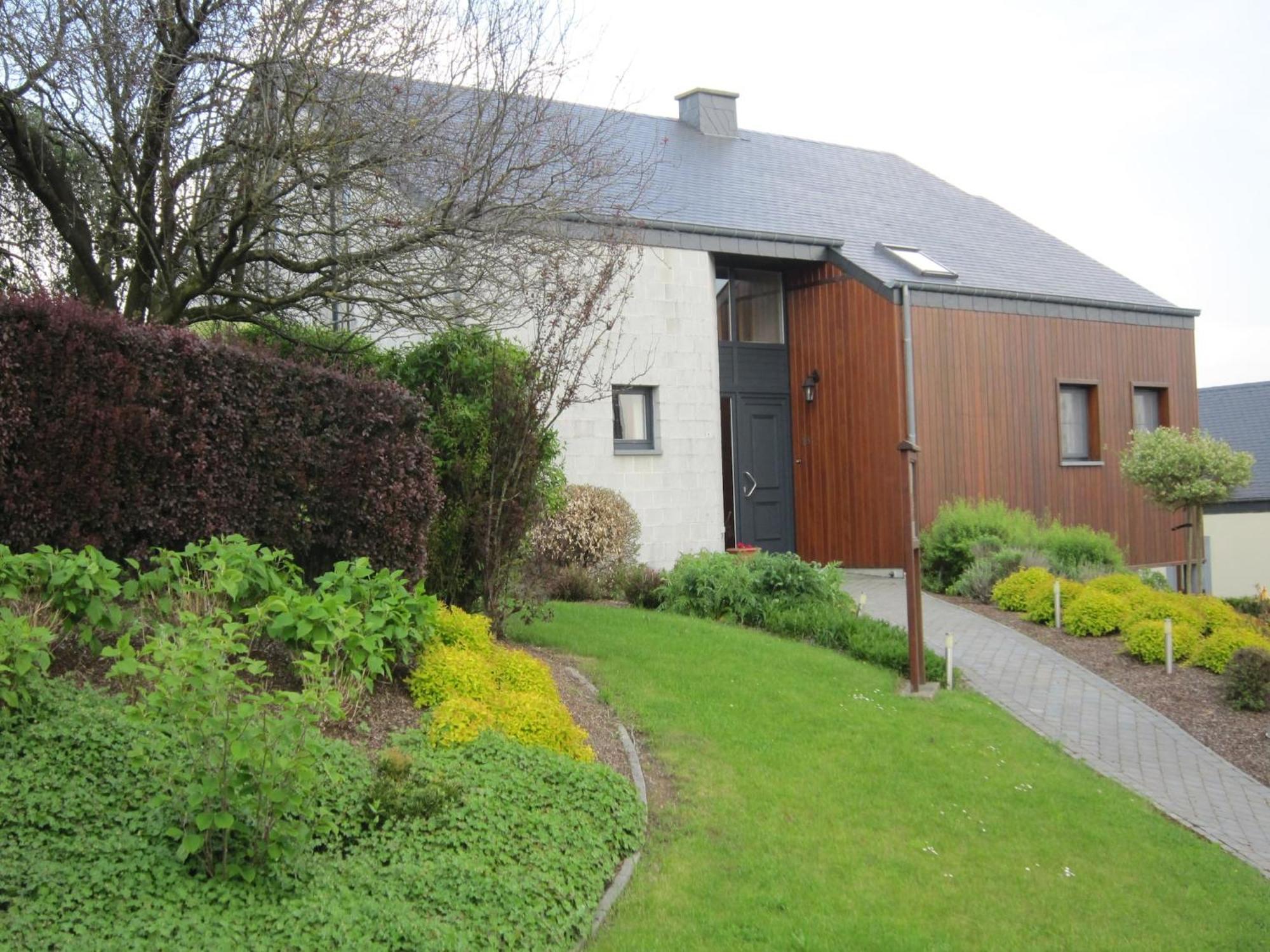 Contemporary Holiday Home In Houffalize With Private Garden Bagian luar foto